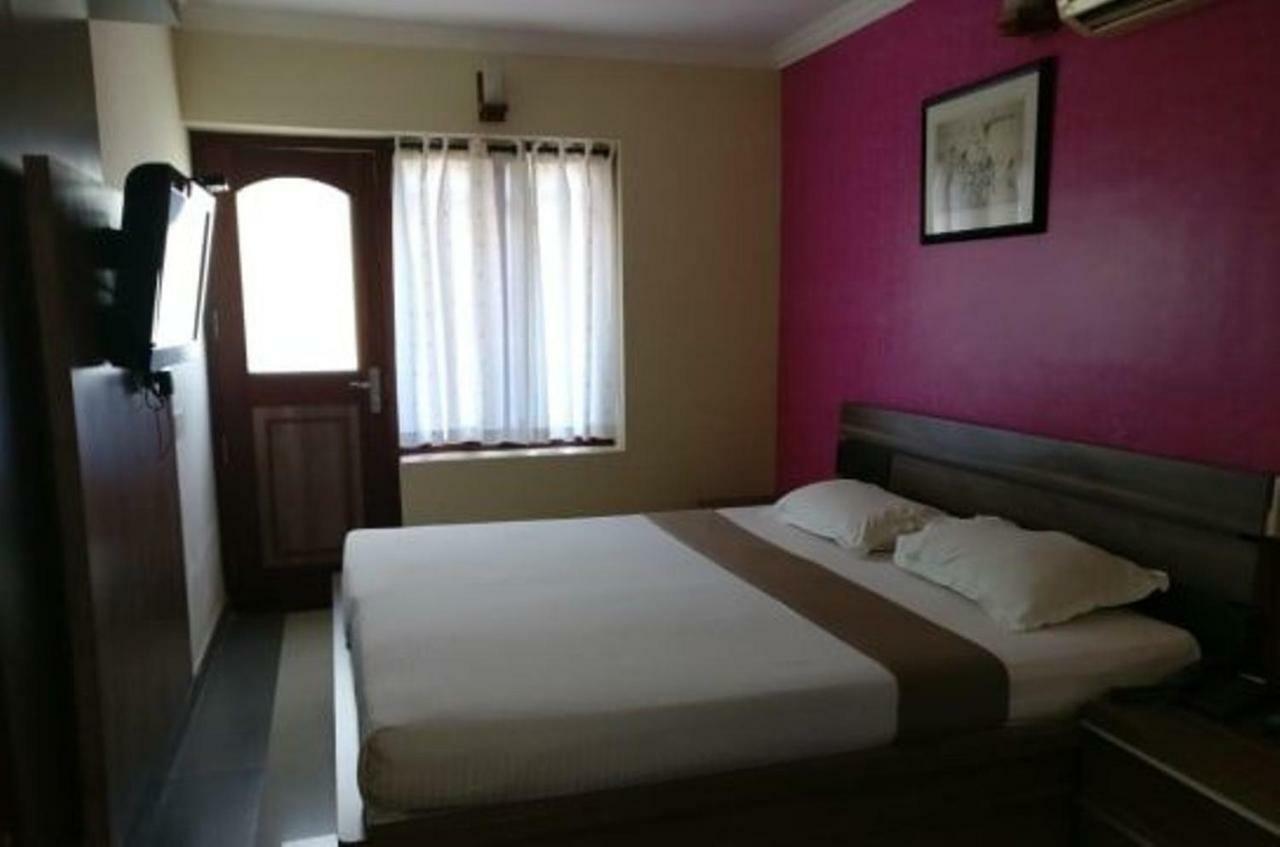 Hotel French Avenue Mahe Exterior foto